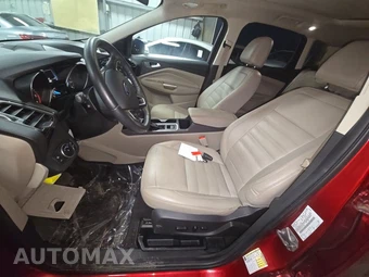 2017 Ford Escape Titanium – miniatura 7