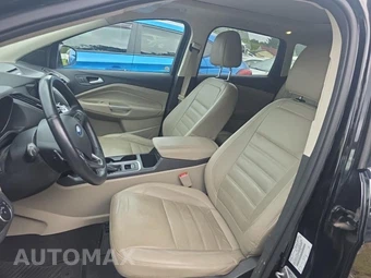 2017 Ford Escape Titanium – miniatura 13