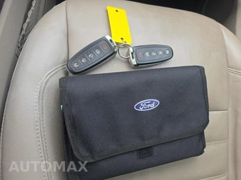 2017 Ford Escape Titanium – miniatura 22