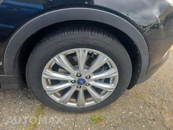 2017 Ford Escape Titanium – miniatura 9