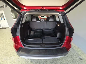 2017 Ford Escape Titanium – miniatura 14