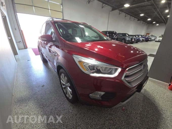 2017 Ford Escape Titanium – miniatura 4