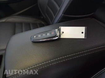 2017 Ford Escape Titanium – miniatura 8