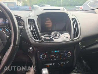 2017 Ford Escape Titanium - miniatura 10