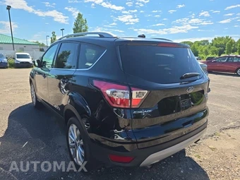 2017 Ford Escape Titanium – miniatura 6