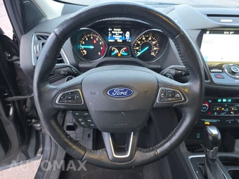 2017 Ford Escape Titanium - miniatura 10