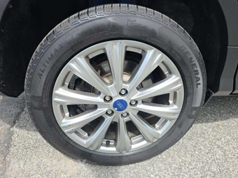 2017 Ford Escape Titanium - miniatura 24