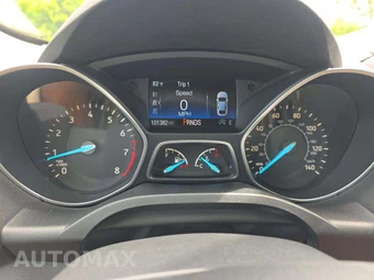 2017 Ford Escape Titanium - miniatura 6