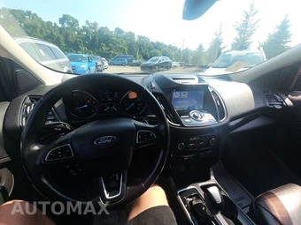 2017 Ford Escape Titanium – miniatura 11