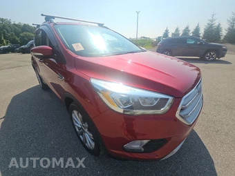 2017 Ford Escape Titanium – miniatura 3