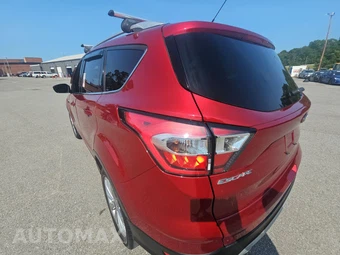 2017 Ford Escape Titanium – miniatura 6