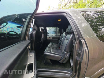 2017 Ford Expedition EL XLT – miniatura 13