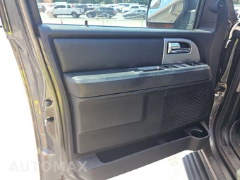 2017 Ford Expedition EL XLT – miniatura 9