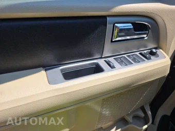 2017 Ford Expedition EL XLT – miniatura 9