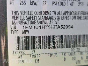 2017 Ford Expedition XLT – miniatura 5