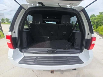 2017 Ford Expedition XLT – miniatura 12