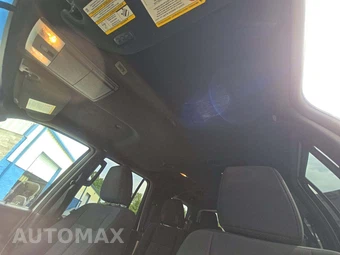 2017 Ford Expedition XLT – miniatura 8