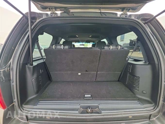 2017 Ford Expedition XLT - miniatura 15