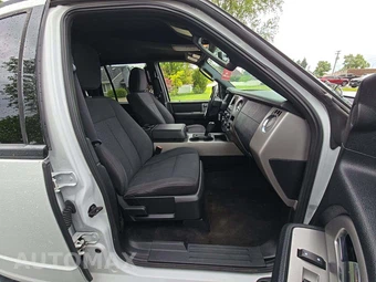 2017 Ford Expedition XLT – miniatura 19