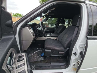 2017 Ford Expedition XLT – miniatura 6
