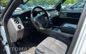 2017 Ford Expedition XLT - miniatura 9