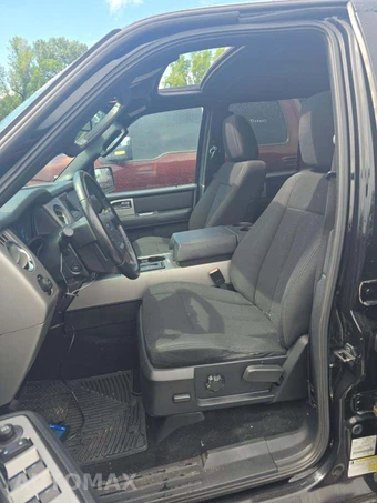 2017 Ford Expedition XLT - miniatura 6