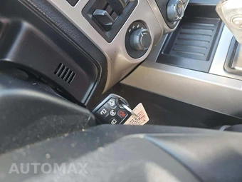 2017 Ford Expedition XLT - miniatura 8