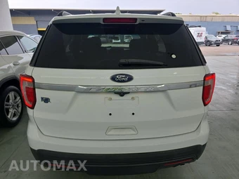 2017 Ford Explorer – miniatura 5