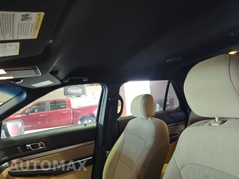 2017 Ford Explorer – miniatura 18