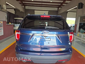 2017 Ford Explorer – miniatura 5