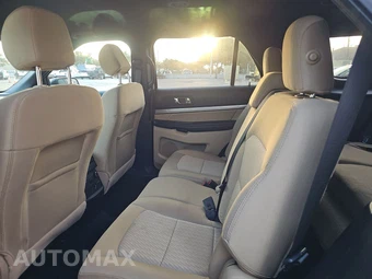 2017 Ford Explorer - miniatura 13