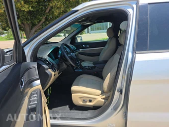2017 Ford Explorer – miniatura 3