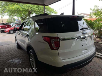 2017 Ford Explorer - miniatura 2