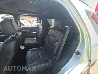 2017 Ford Explorer Limited – miniatura 10
