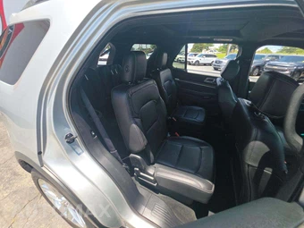 2017 Ford Explorer Limited – miniatura 14