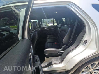 2017 Ford Explorer Limited - miniatura 10