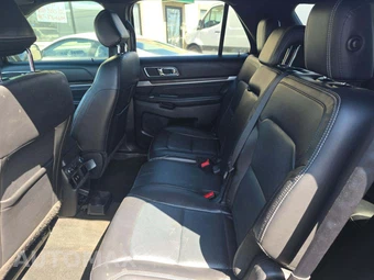 2017 Ford Explorer Limited – miniatura 13