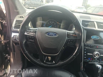 2017 Ford Explorer Limited – miniatura 10