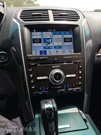 2017 Ford Explorer Limited - miniatura 10