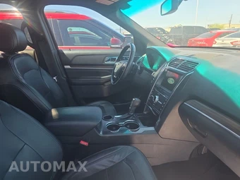 2017 Ford Explorer Limited - miniatura 8