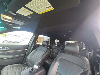 2017 Ford Explorer Limited – miniatura 11
