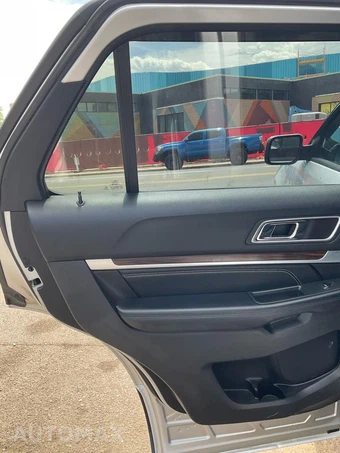 2017 Ford Explorer Limited - miniatura 14