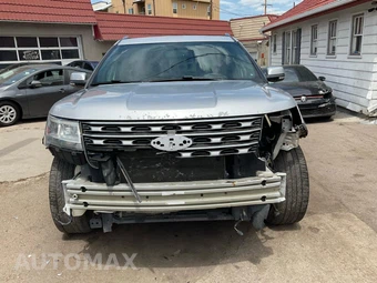 2017 Ford Explorer Limited - miniatura 7