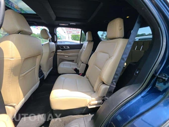 2017 Ford Explorer Limited – miniatura 13