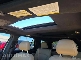 2017 Ford Explorer Limited – miniatura 11
