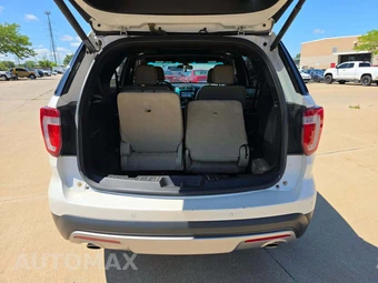 2017 Ford Explorer Limited – miniatura 15