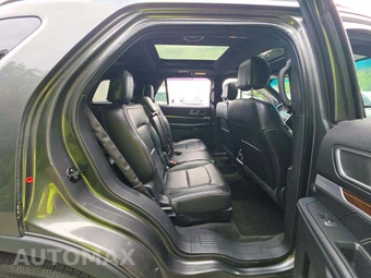2017 Ford Explorer Limited - miniatura 14