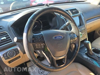2017 Ford Explorer Limited – miniatura 10