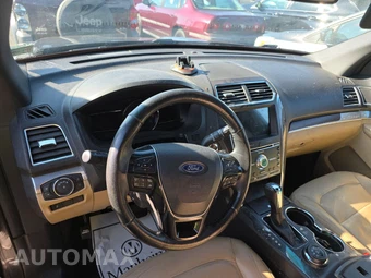 2017 Ford Explorer Limited – miniatura 11