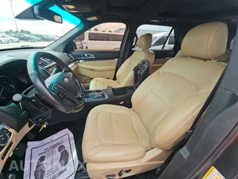 2017 Ford Explorer Limited - miniatura 7